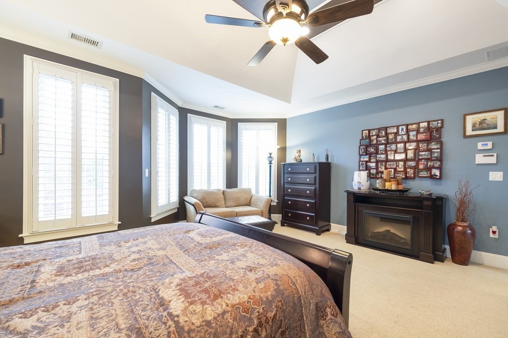 19 Langdon Road Norwood, MA 02062 - Photo 18 of 40