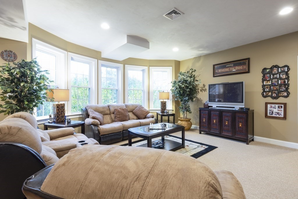 19 Langdon Road Norwood, MA 02062 - Photo 32 of 40