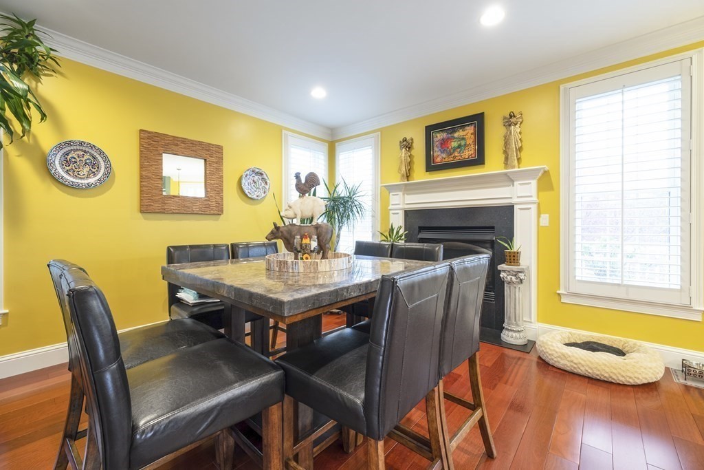 19 Langdon Road Norwood, MA 02062 - Photo 6 of 40