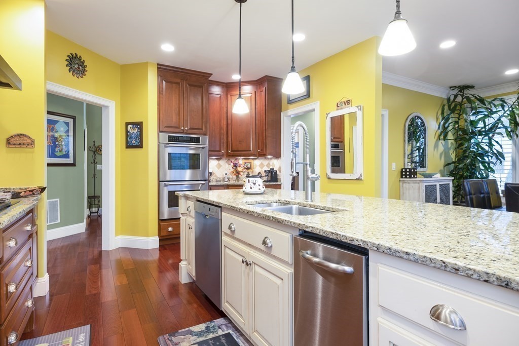 19 Langdon Road Norwood, MA 02062 - Photo 8 of 40