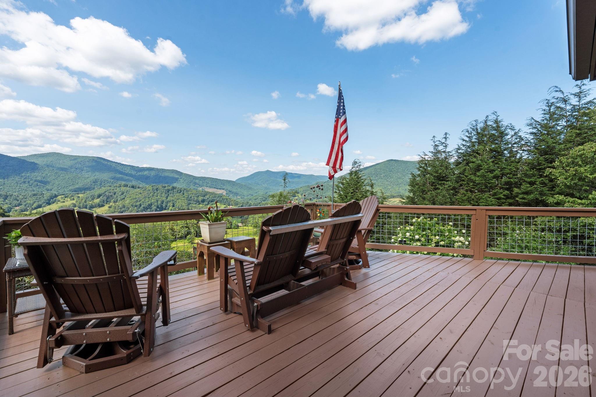 1013 Perry Road West Jefferson, NC 28694 - Photo 8 of 48