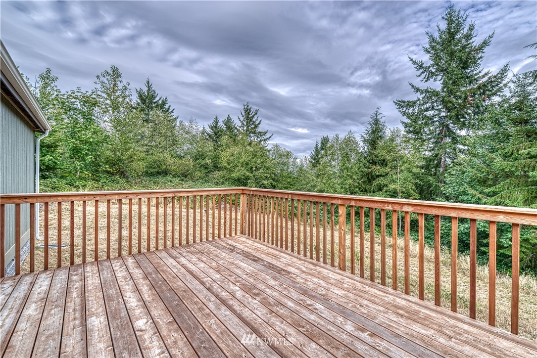 590 East Sherwood Road Allyn, WA 98524 - Photo 16 of 28 Gallery Image 16