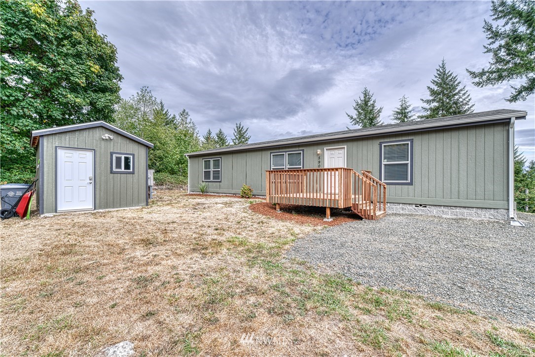 590 East Sherwood Road Allyn, WA 98524 - Photo 5 of 28 Gallery Image 5