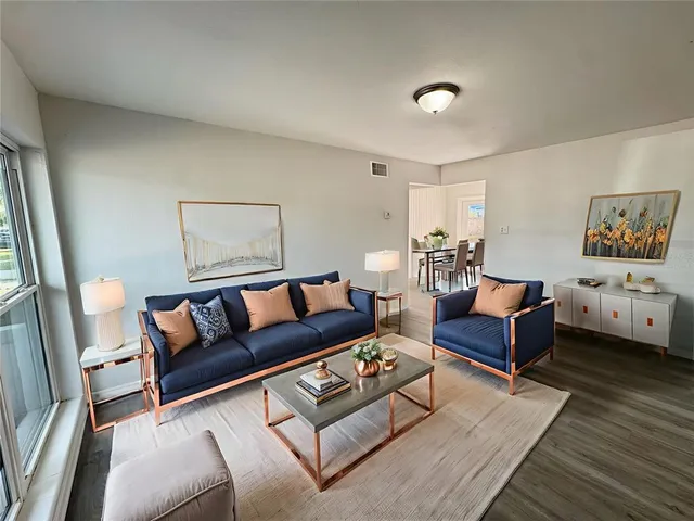 $2,300 | 5022 Keith Place, Orlando, FL 32808