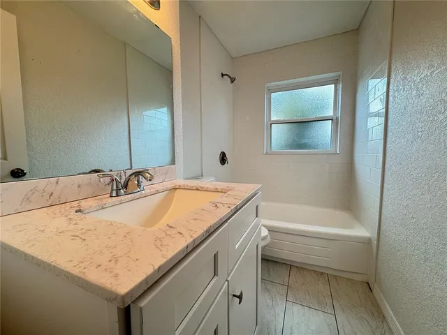 $2,300 | 5022 Keith Place, Orlando, FL 32808