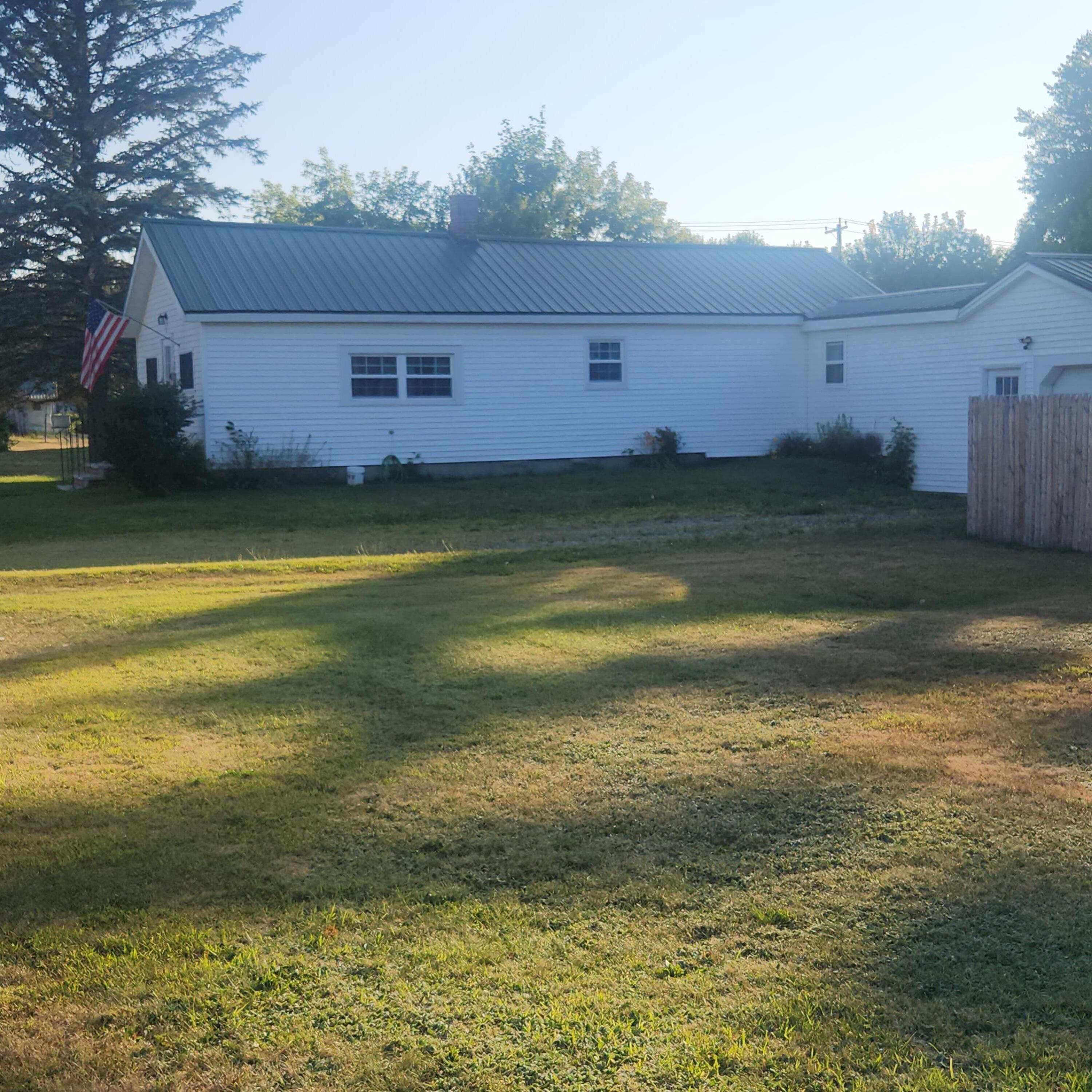 17 Willow Street Howland, ME 04448 - Photo 3 of 11