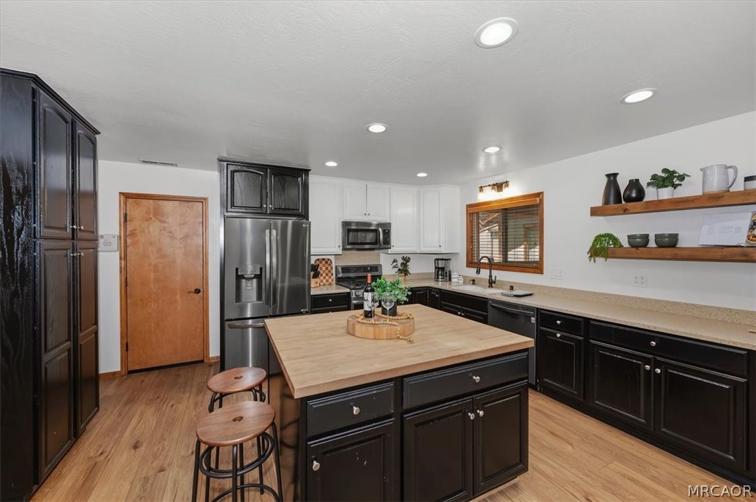 42698 Fox Farm Road Big Bear Lake, CA 92315 - Photo 15 of 46