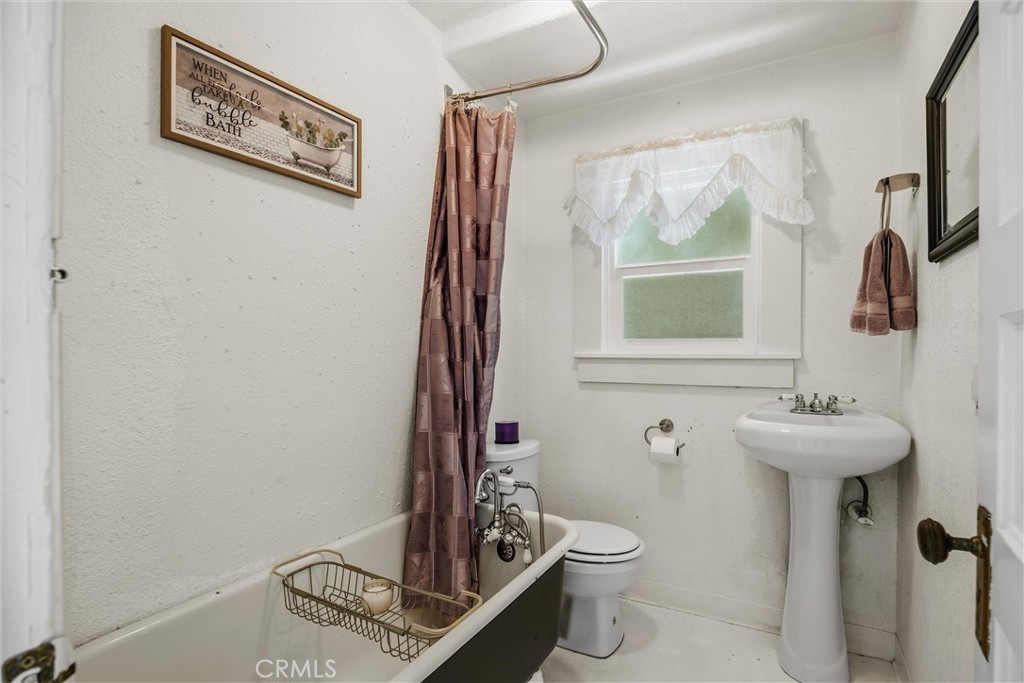 716 Walnut Street Corning, CA 96021 - Photo 28 of 38 Gallery Image 28