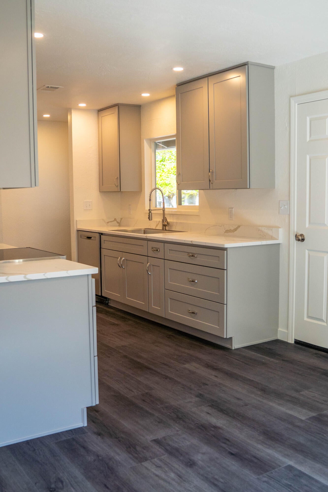 1836 Roberts Road Medford, OR 97504 - Photo 23 of 45 BVPhotography-16