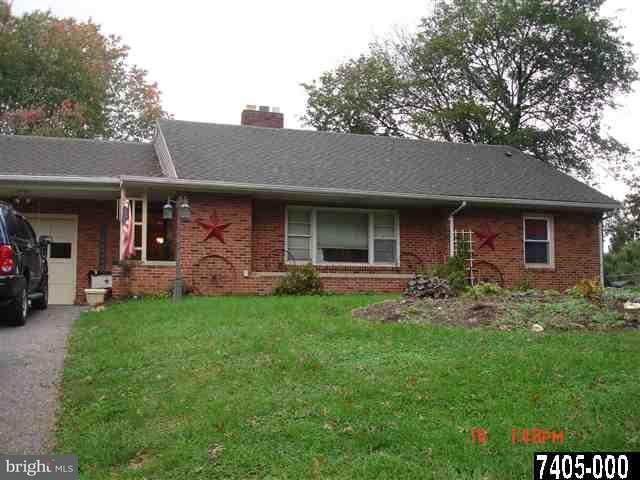 4053 Old Orchard Road York, PA 17402 - Photo 1 of 17 Gallery Image 1