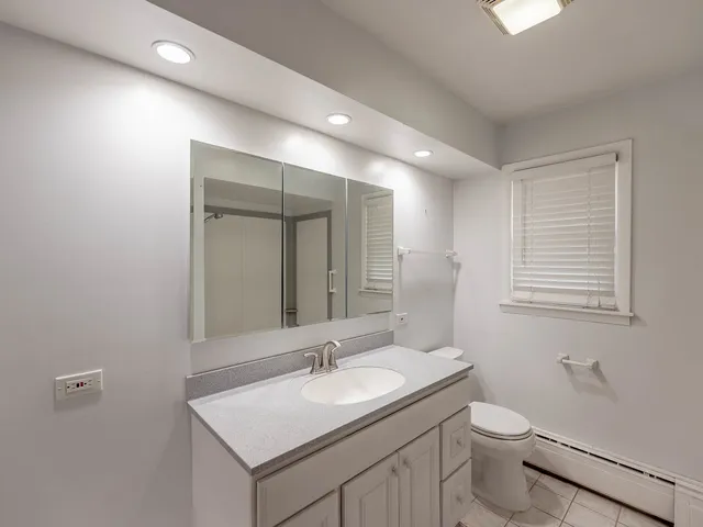 $564,900 | 619 Rockland Avenue, Lake Bluff, IL 60044