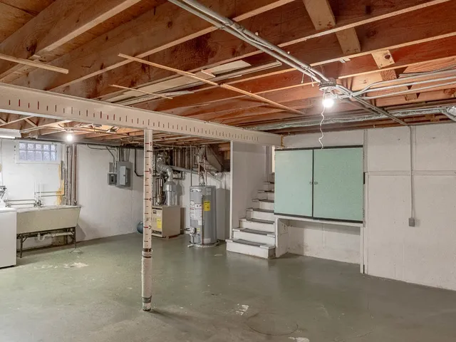 $564,900 | 619 Rockland Avenue, Lake Bluff, IL 60044