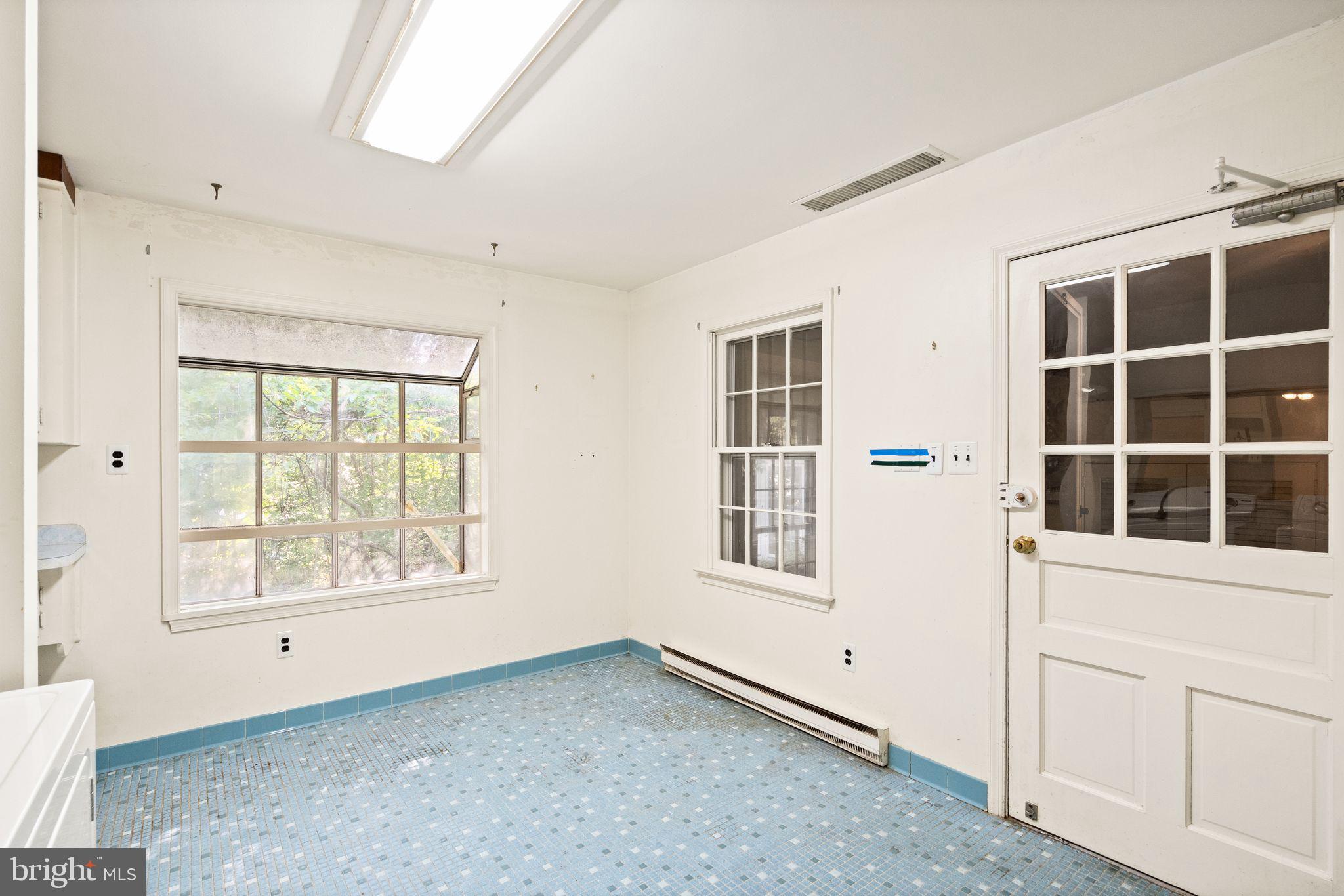 8311 Pohick Road Springfield, VA 22153 - Photo 26 of 92