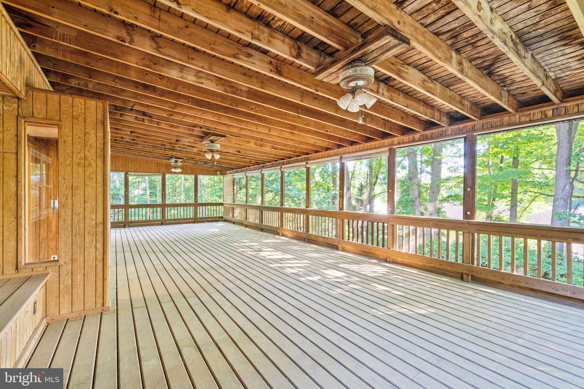 8311 Pohick Road Springfield, VA 22153 - Photo 47 of 92 Screened In Porch