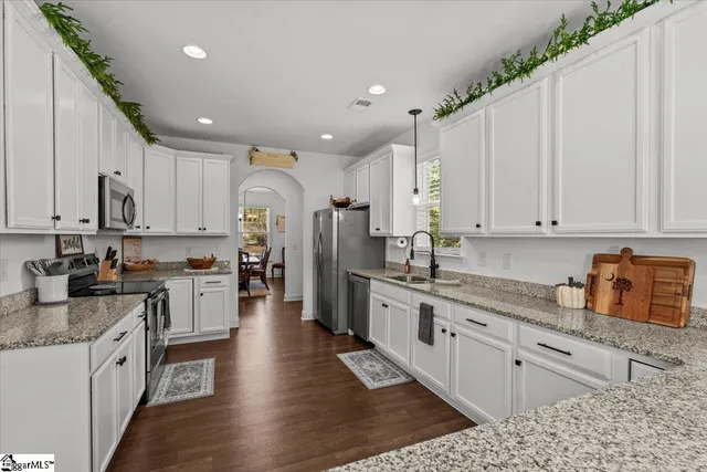 $714,999 | 525 16th Circle, Walhalla, SC 29691