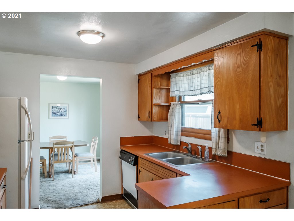 4398 Lone Oak Road Southeast Salem, OR 97302 - Photo 14 of 26 Gallery Image 14