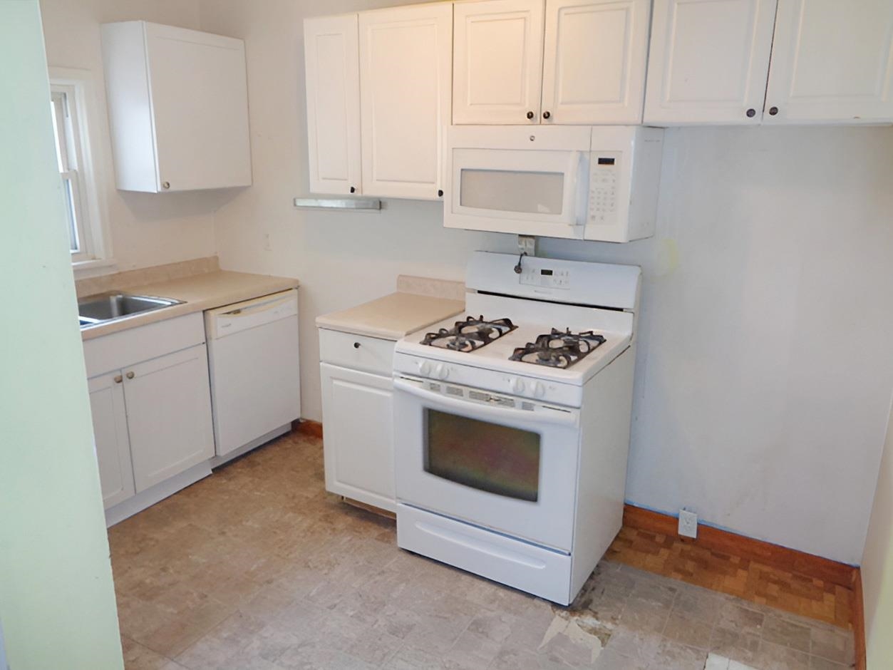 304 North 4th Street Oregon, IL 61061 - Photo 4 of 14