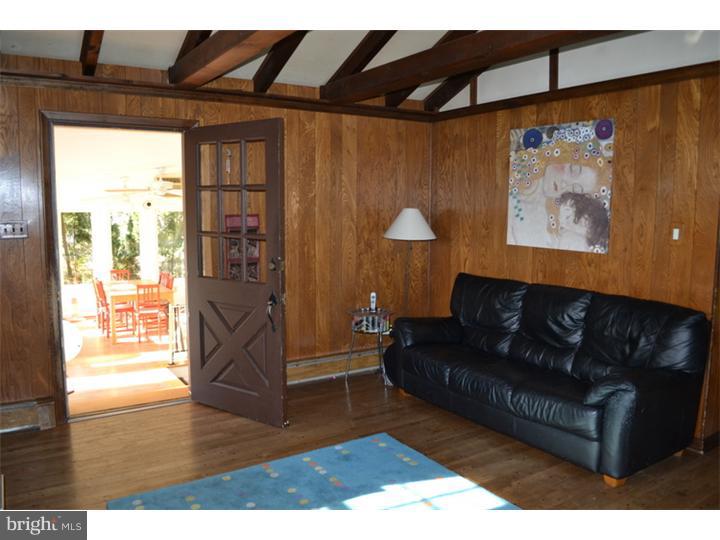 1002 Knapp Road North Wales, PA 19454 - Photo 4 of 22 Family Room