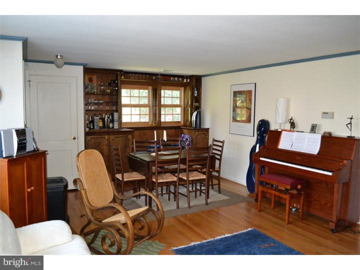 1002 Knapp Road North Wales, PA 19454 - Photo 5 of 22 Dining Room