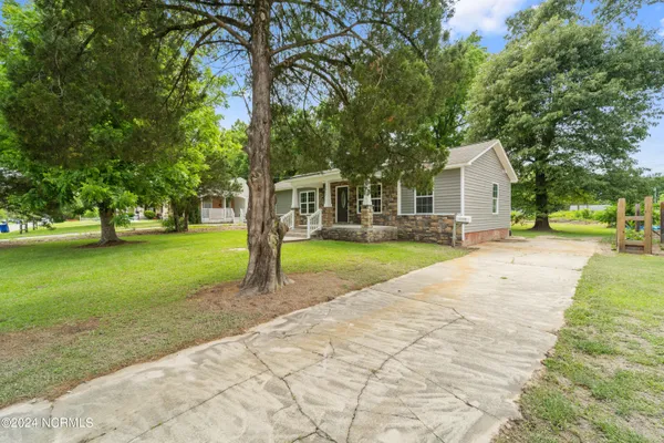 $1,695 | 1019 River Street, Jacksonville, NC 28540