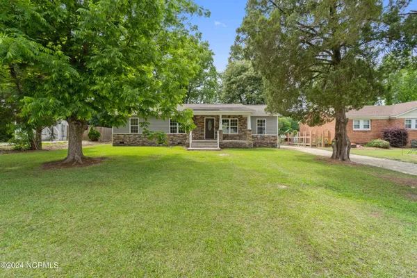 $1,695 | 1019 River Street, Jacksonville, NC 28540