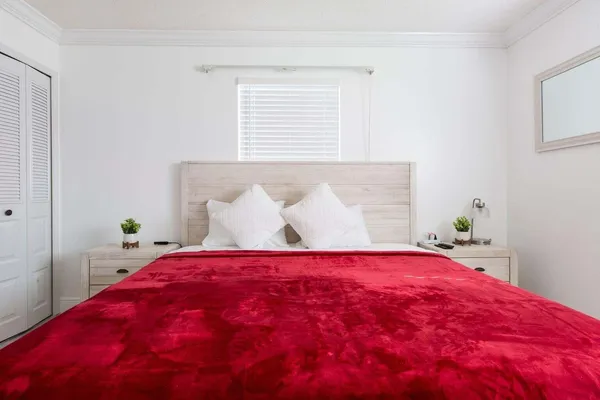 $4,000 | 343 Balsam Street, Palm Beach Gardens, FL 33410