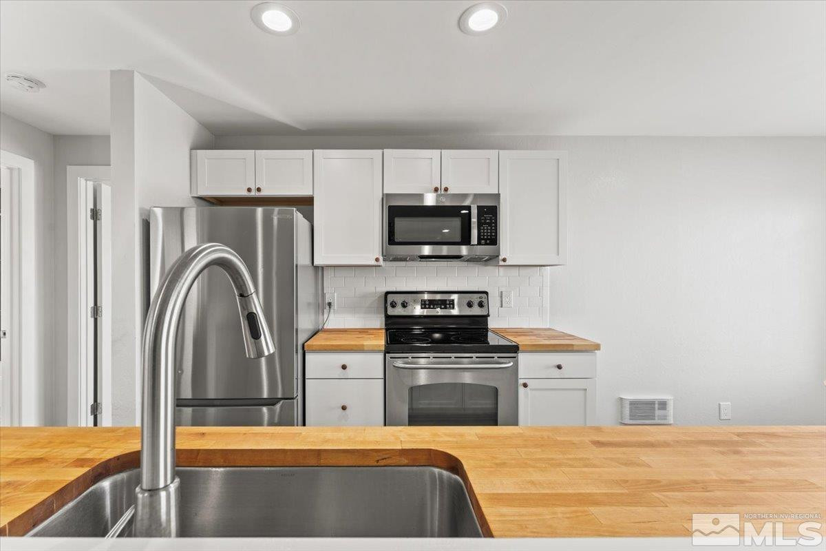 3921 Clear Acre Lane, Unit 174 Reno, NV 89512 - Photo 8 of 22 Photo 8