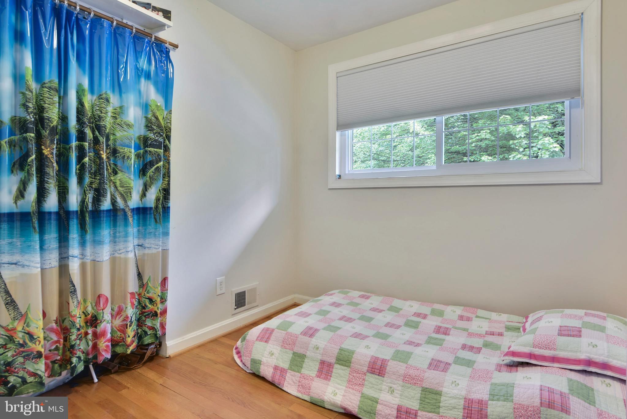 2703 Loma Street Silver Spring, MD 20902 - Photo 15 of 30 Bedroom