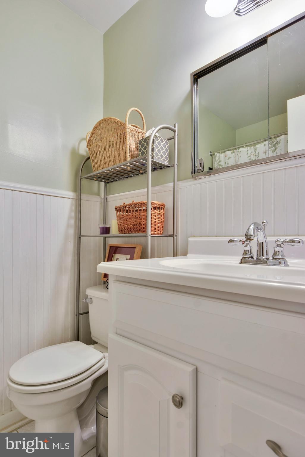2703 Loma Street Silver Spring, MD 20902 - Photo 16 of 30 Bath
