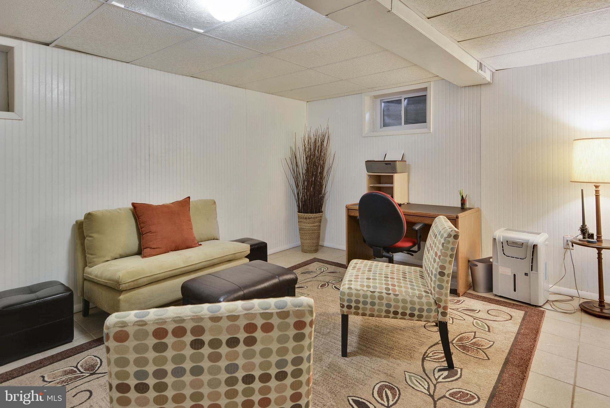 2703 Loma Street Silver Spring, MD 20902 - Photo 28 of 30 den / office