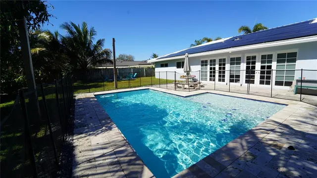 $6,400 | 930 Southwest 16th Street, Boca Raton, FL 33486