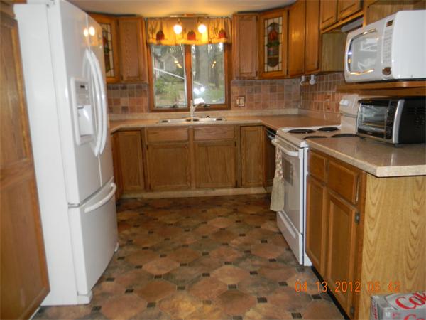 236 Mashapaug Road Holland, MA 01521 - Photo 4 of 21
