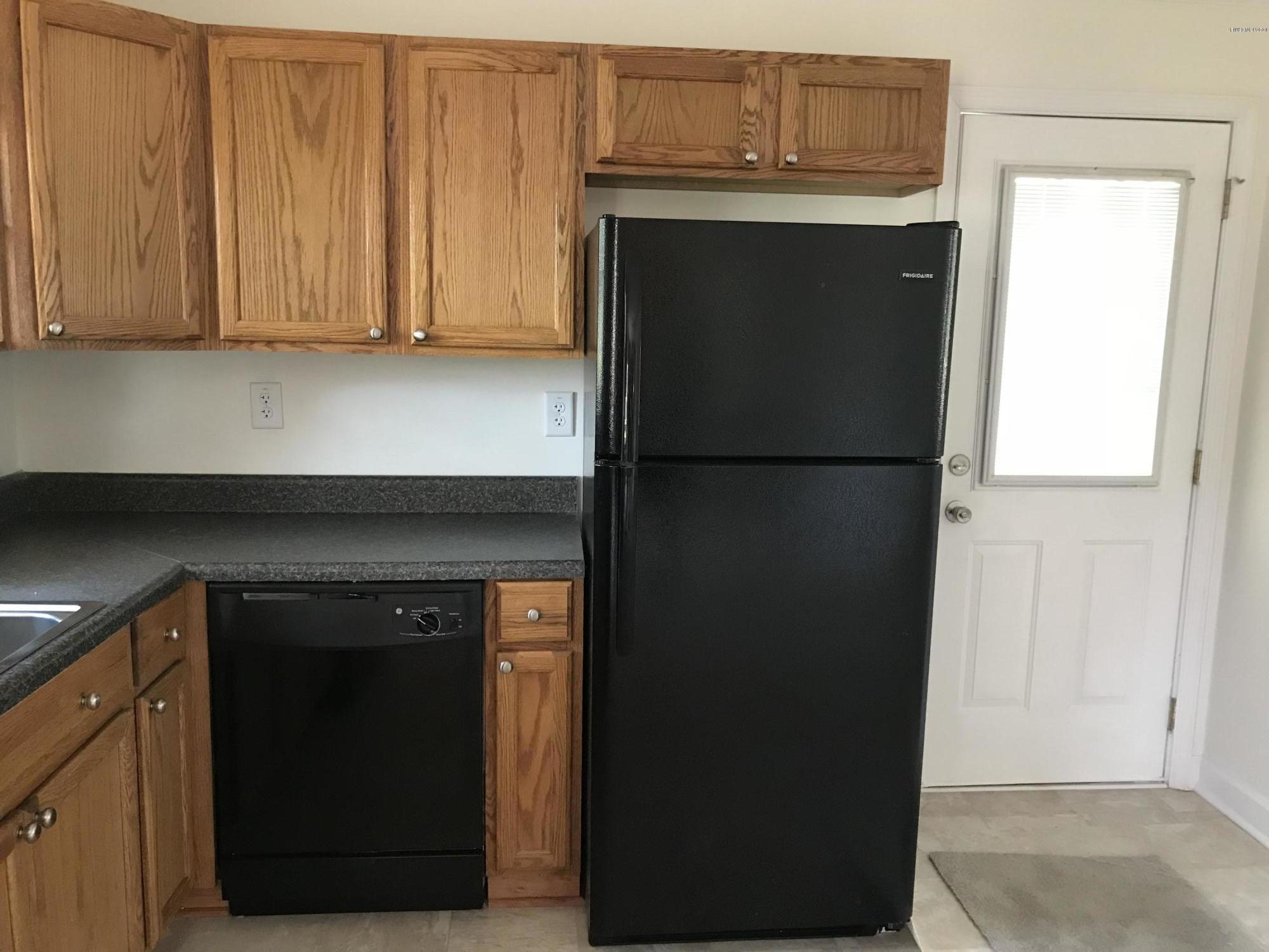 784 Sykes Road Kinston, NC 28504 - Photo 5 of 18 Kitchen