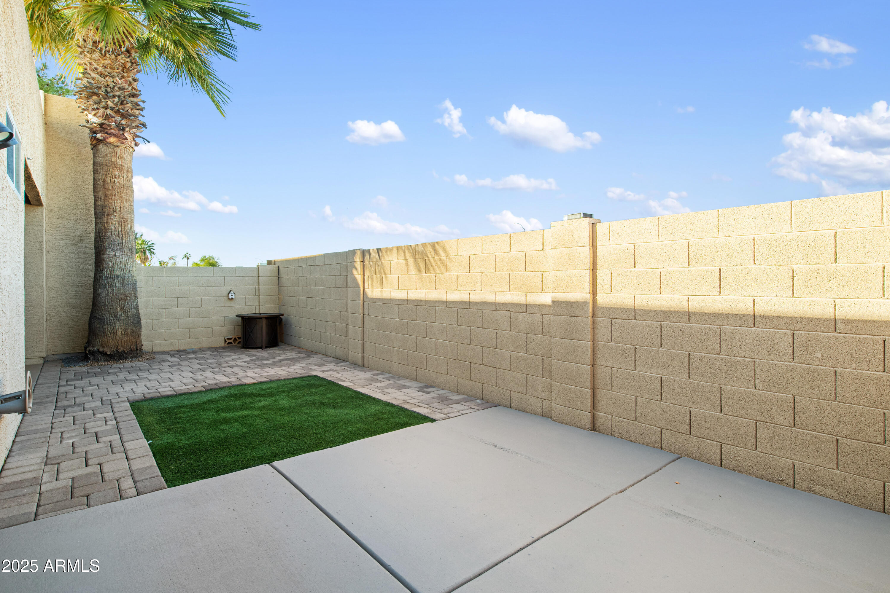 625 North Hamilton Street, Unit 41 Chandler, AZ 85225 - Photo 22 of 36 a view of a backyard