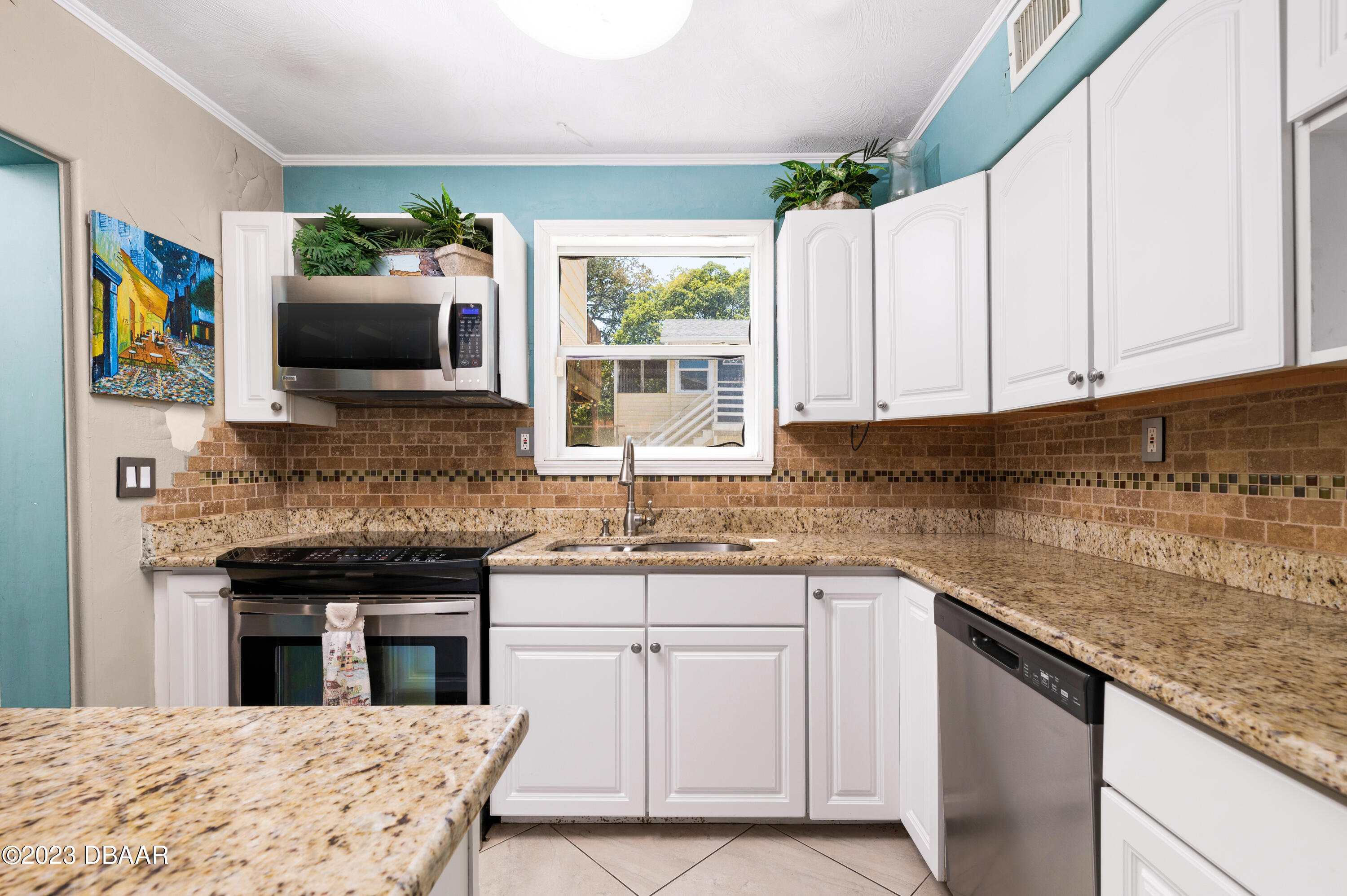 420 South Beach Street Ormond Beach, FL 32174 - Photo 13 of 58 5.1