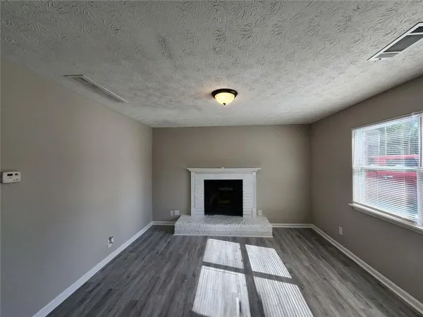 $1,350 | 1653 Pinedale Circle Northwest, Conyers, GA 30012