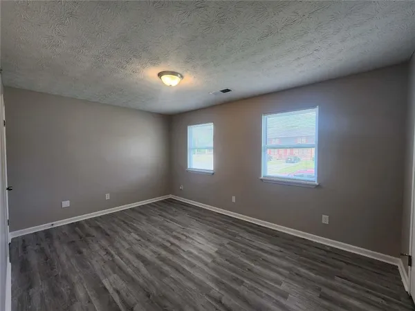 $1,350 | 1653 Pinedale Circle Northwest, Conyers, GA 30012