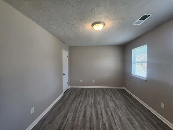 $1,350 | 1653 Pinedale Circle Northwest, Conyers, GA 30012