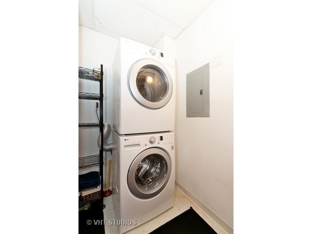 910 South Michigan Avenue, Unit 618 Chicago, IL 60605 - Photo 16 of 20