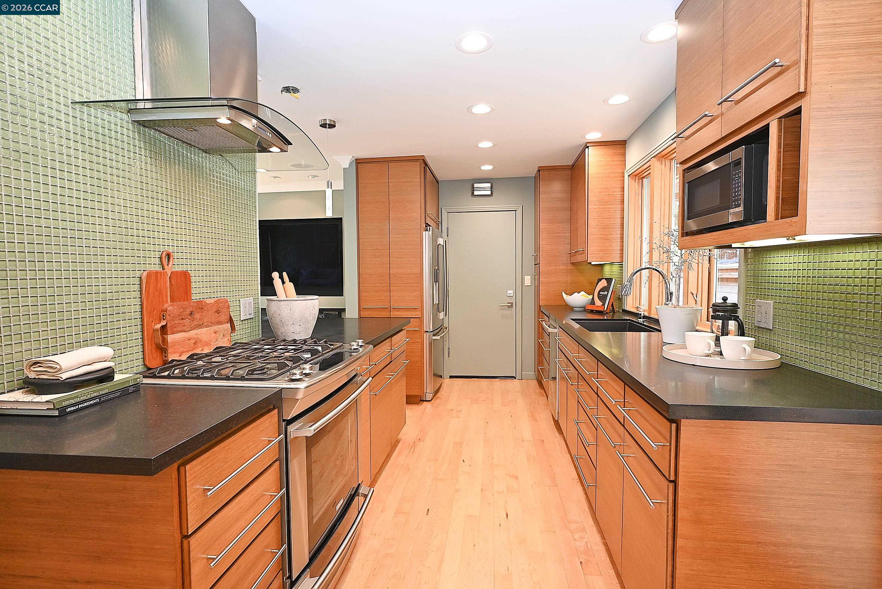 817 Mariposa Road Lafayette, CA 94549 - Photo 14 of 70