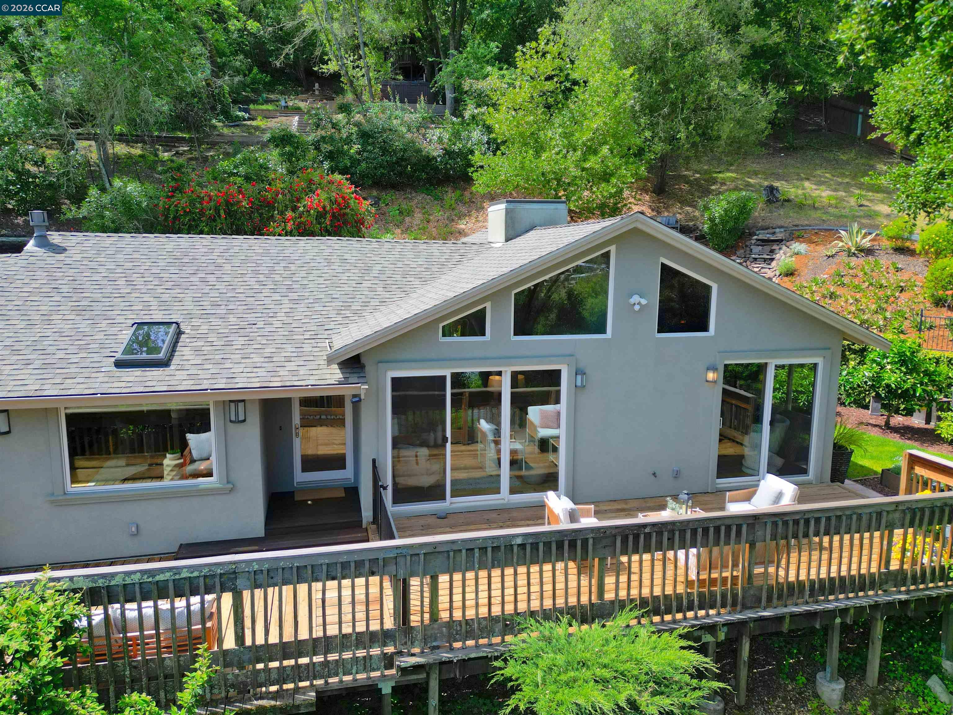 817 Mariposa Road Lafayette, CA 94549 - Photo 31 of 70