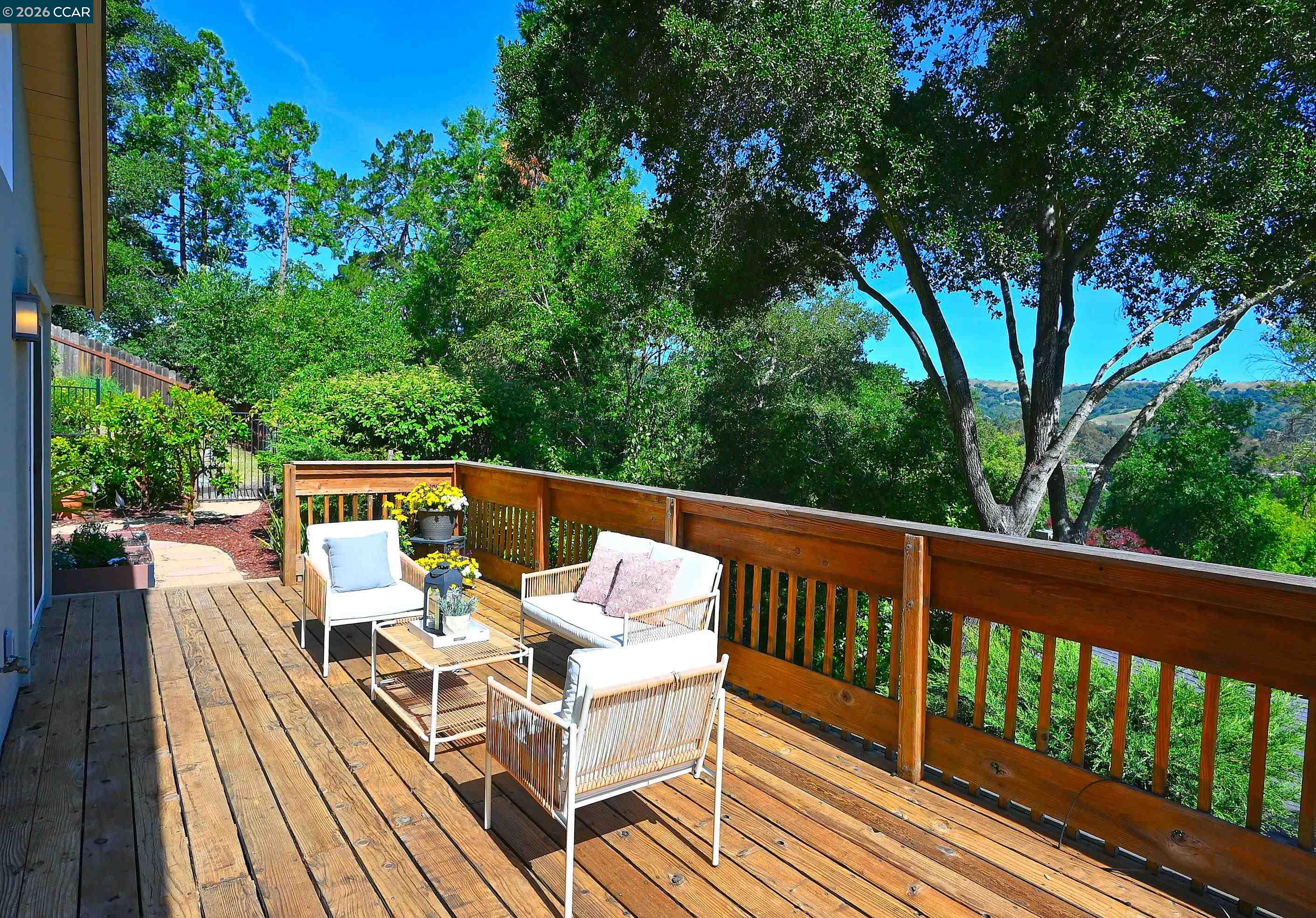 817 Mariposa Road Lafayette, CA 94549 - Photo 37 of 70