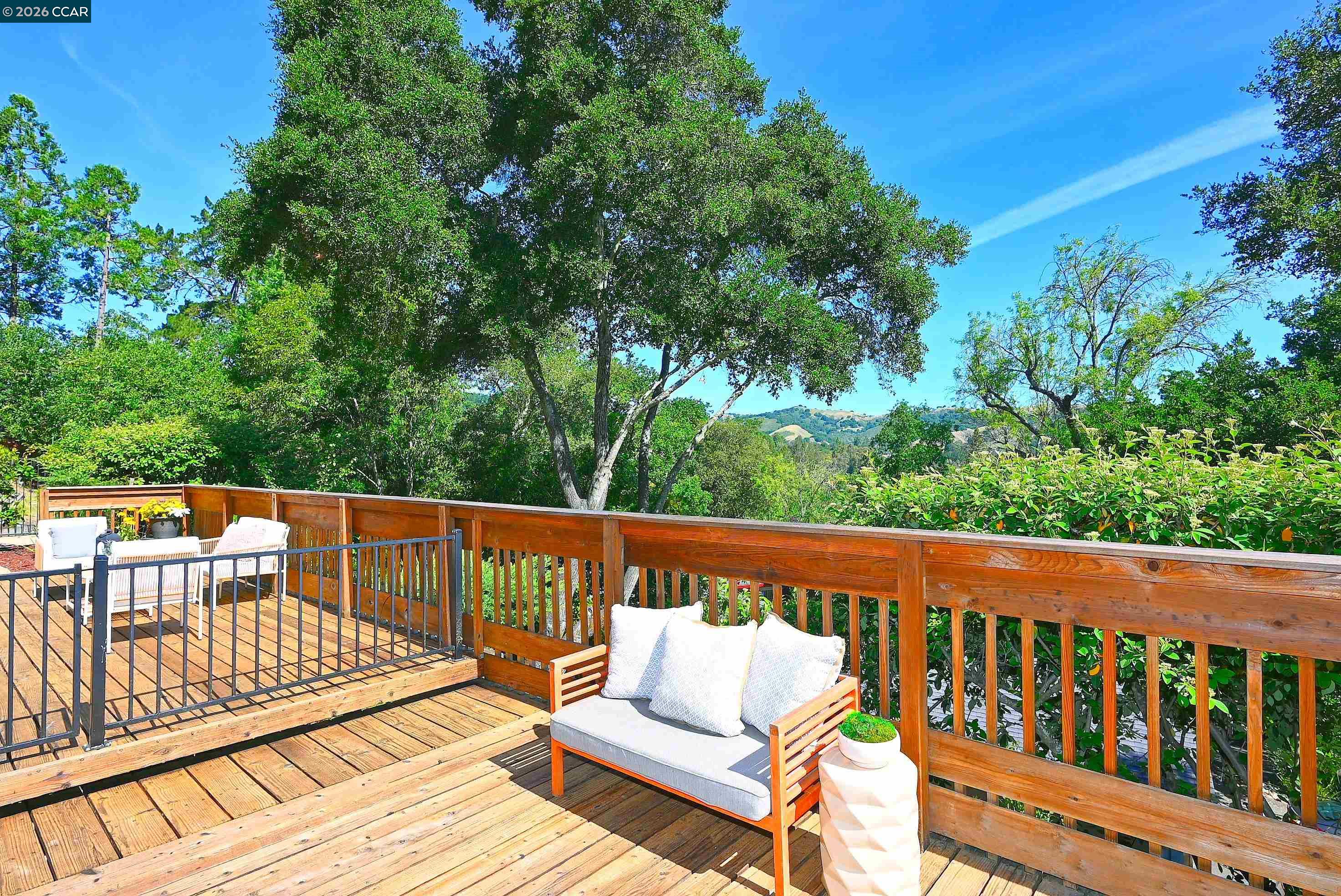 817 Mariposa Road Lafayette, CA 94549 - Photo 38 of 70