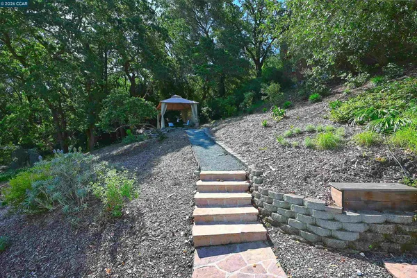 $1,199,000 | 817 Mariposa Road, Lafayette, CA 94549