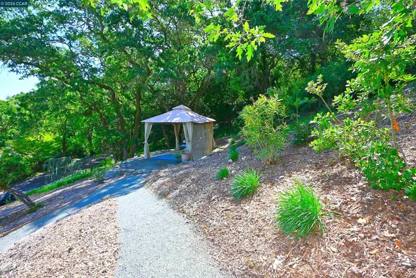 $1,199,000 | 817 Mariposa Road, Lafayette, CA 94549