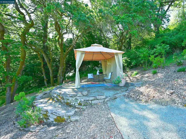 $1,199,000 | 817 Mariposa Road, Lafayette, CA 94549