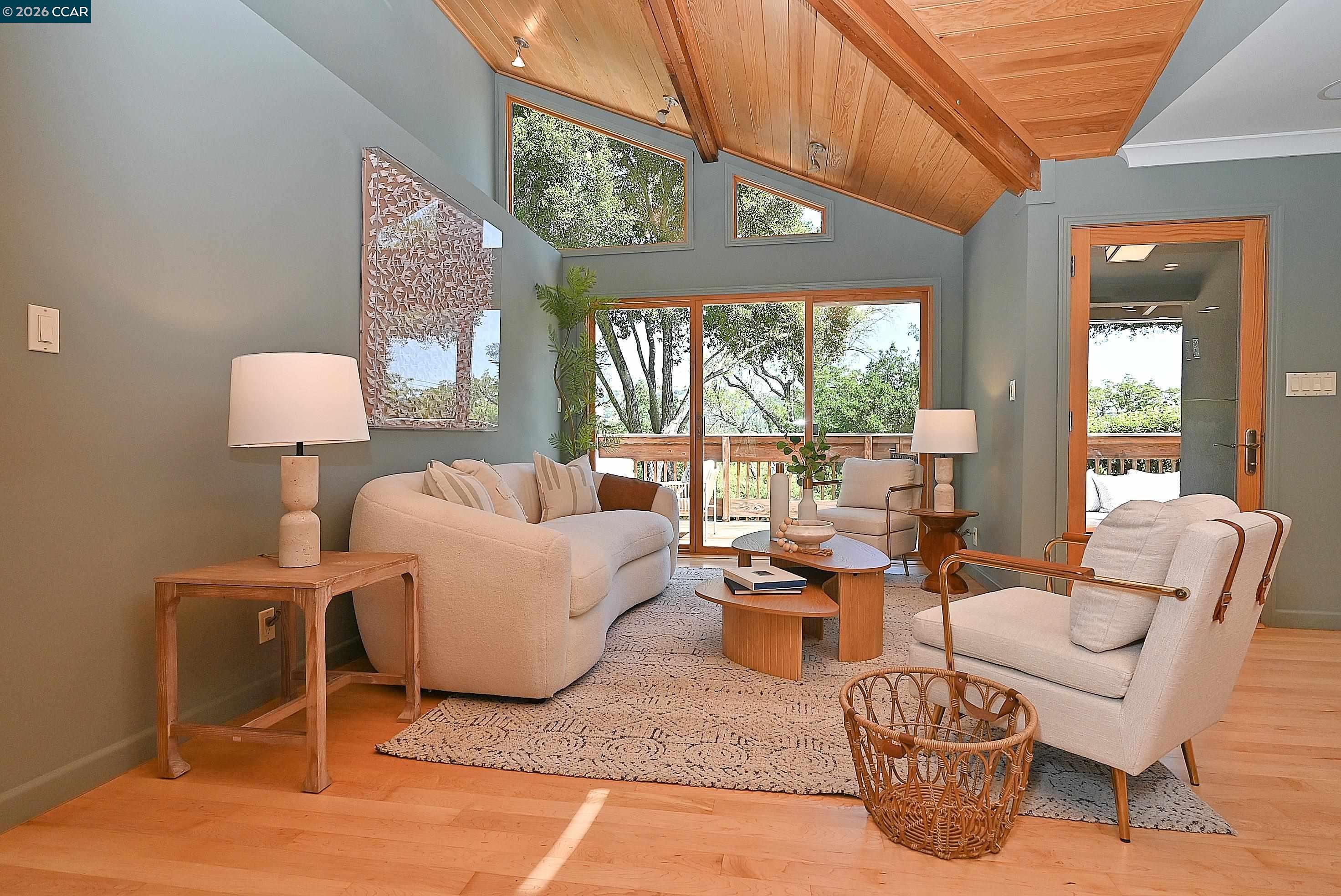 817 Mariposa Road Lafayette, CA 94549 - Photo 6 of 70