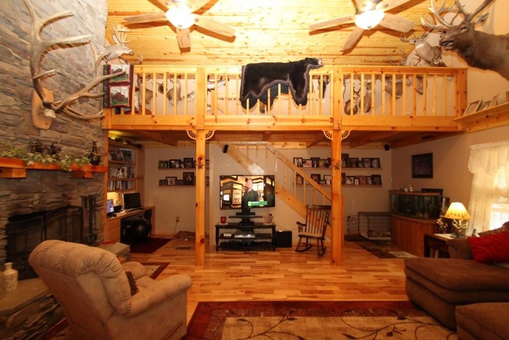 537 Westling Ridge Road Crawley, WV 24931 - Photo 8 of 100 Gallery Image 8