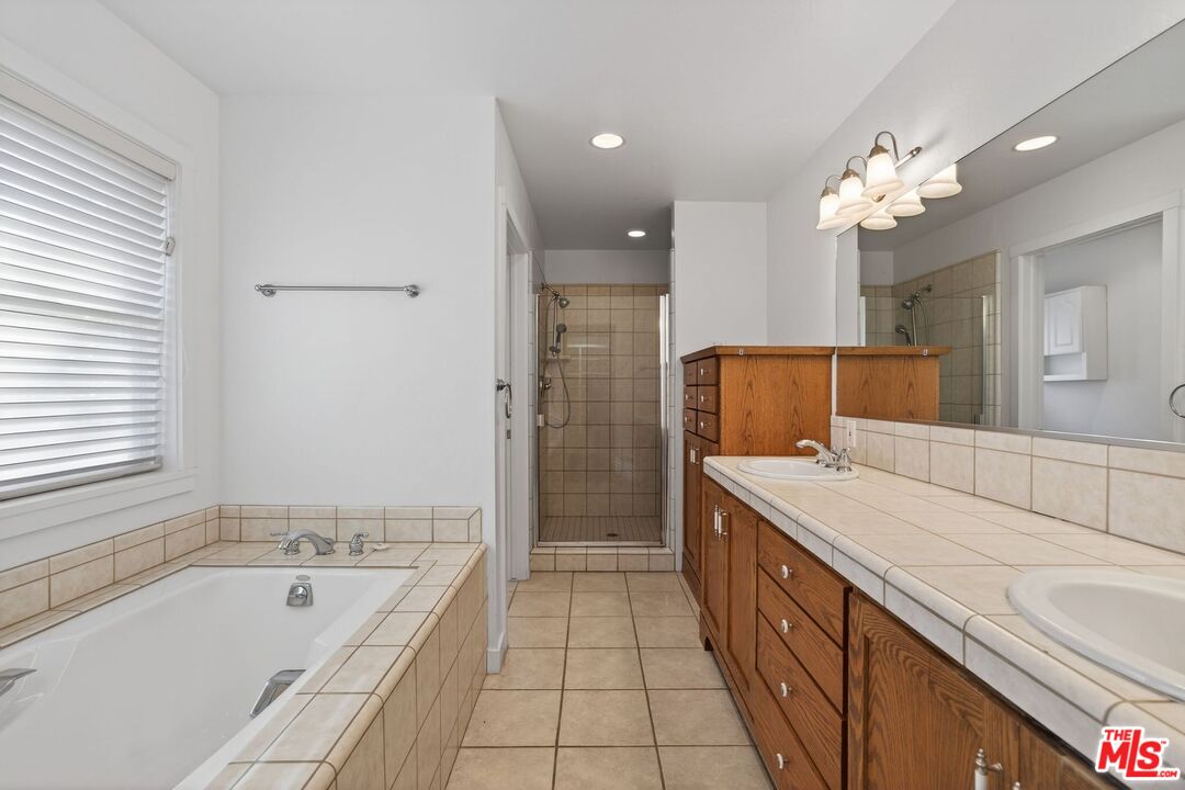 914 El Paseo Road Ojai, CA 93023 - Photo 7 of 11