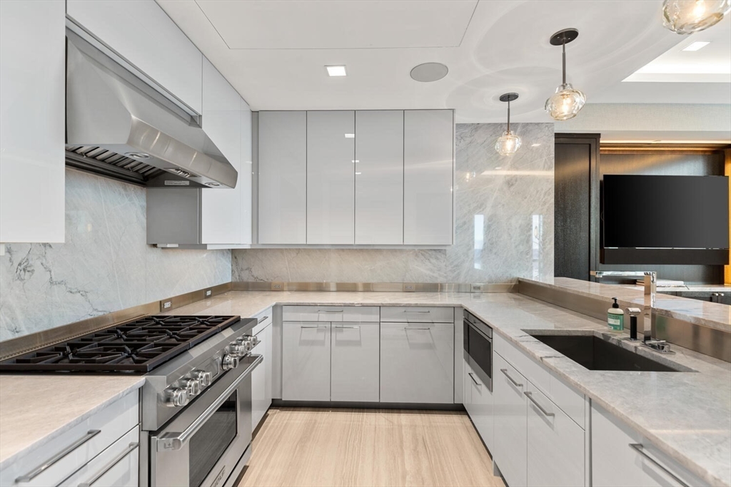 1 Dalton Street, Unit 3801 Boston, MA 02115 - Photo 11 of 38